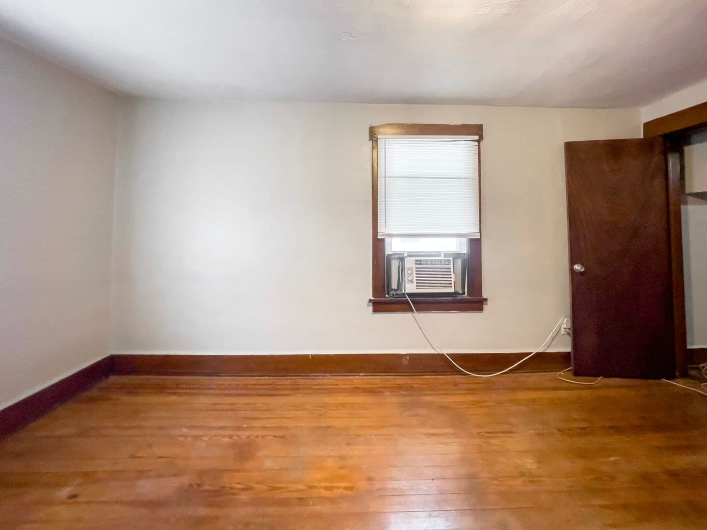 1405 W Jackson St (Cardinal Rentals, LLC) 22 of 55