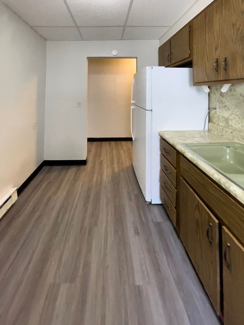 Studio Apartment Near Ball State's Campus & The Village 19 of 32