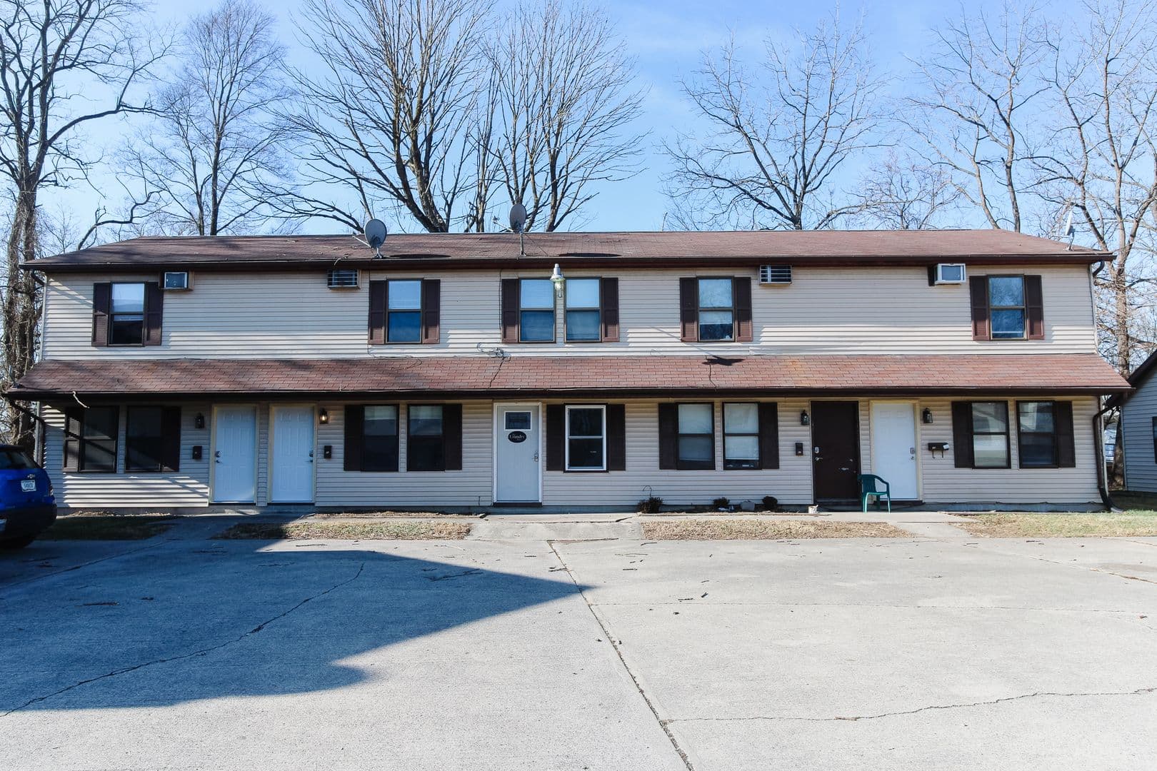 East Memorial Apts - 2 Bedroom 1.5 Bathroom Townhomes with Washer & Dryer in Unit on the Cardinal Greenway! 8 of 8