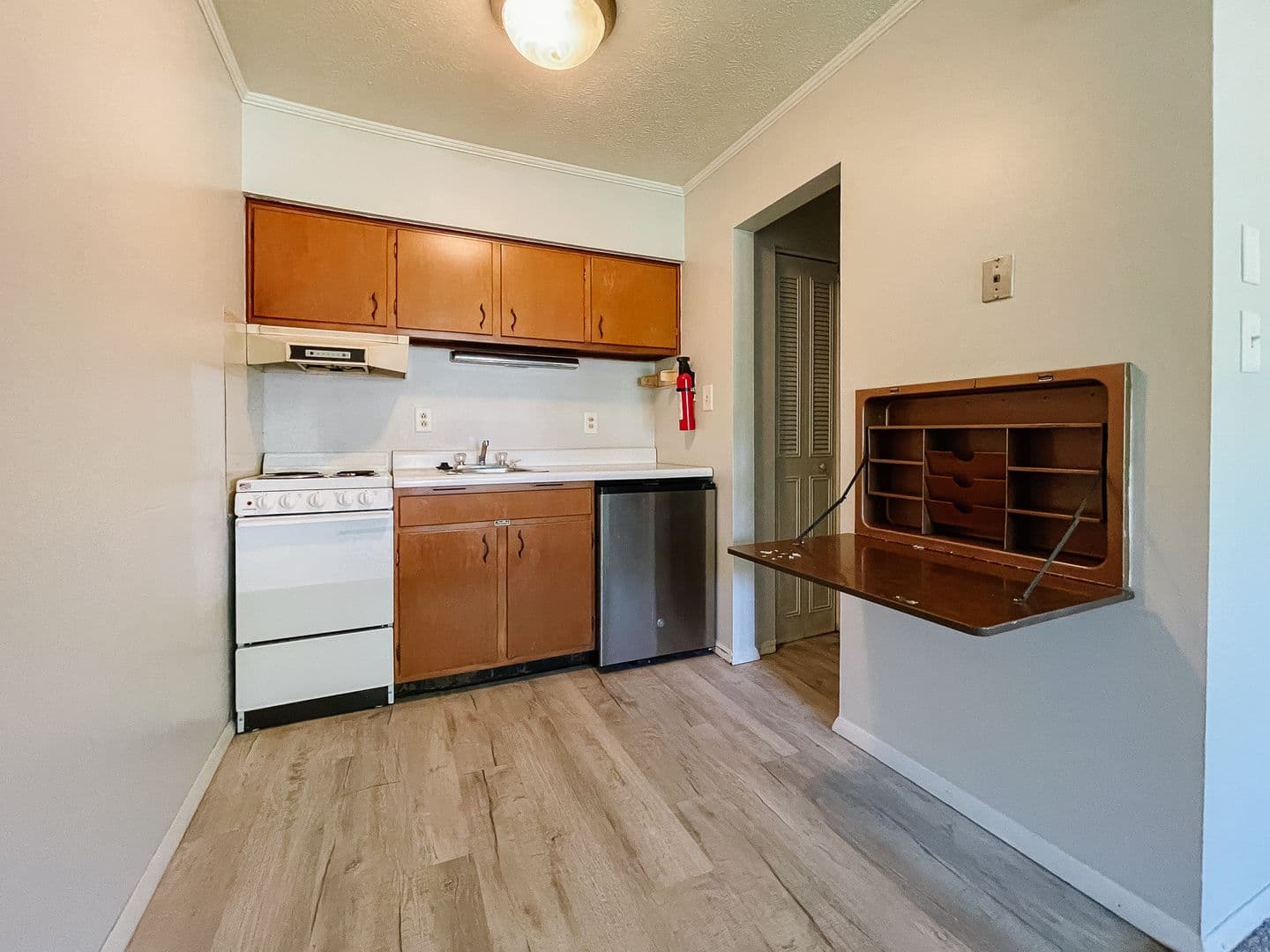 Close to Campus and McGalliard Road 3 of 16