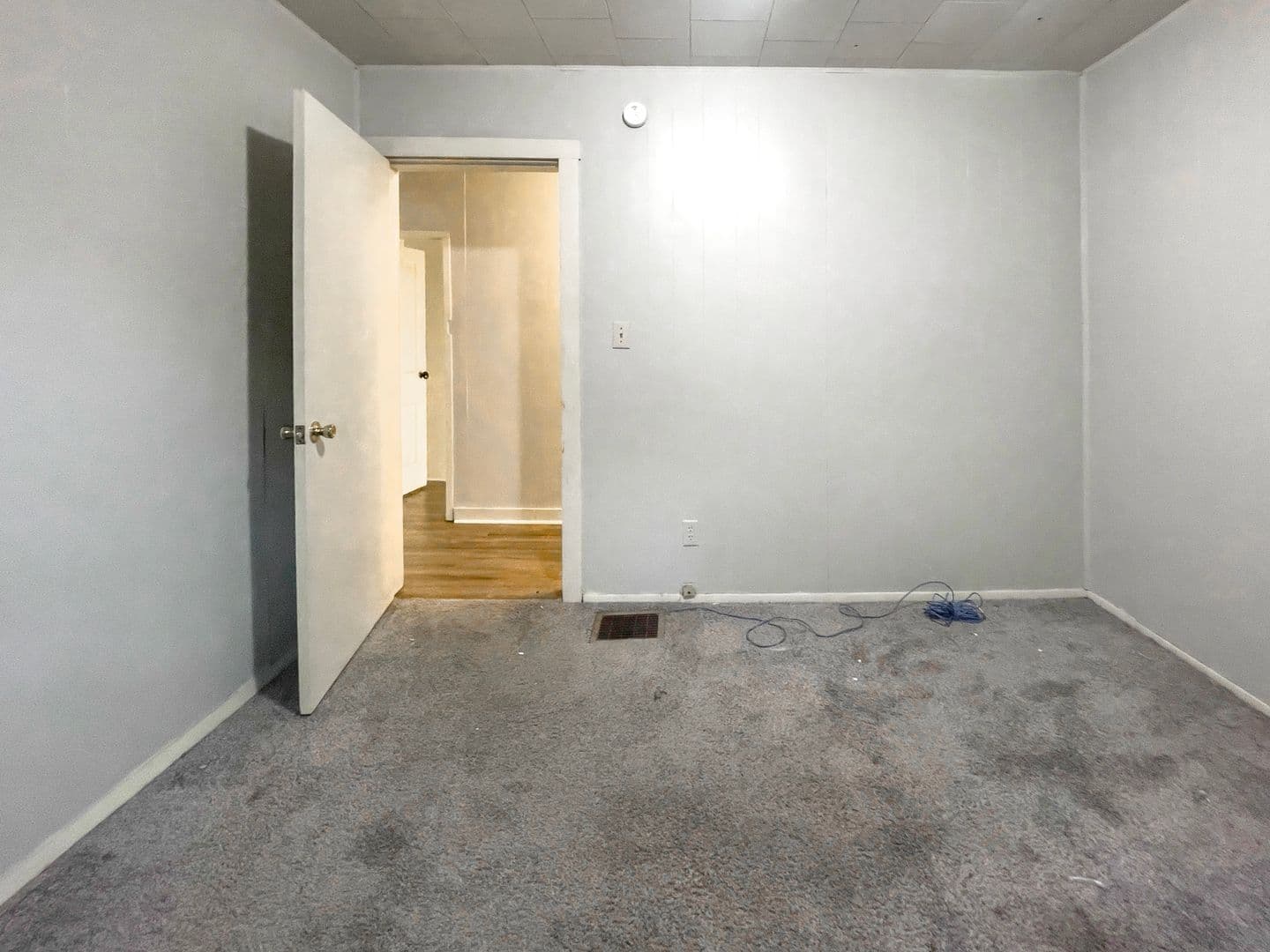 815 &amp; 817 W University Ave (Cardinal Rentals, LLC) 13 of 35