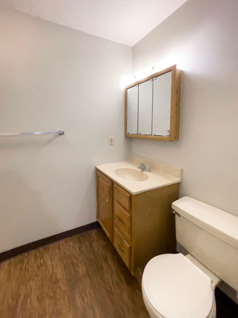 Riverwood Apartments (MH Muncie, LLC) 13 of 16