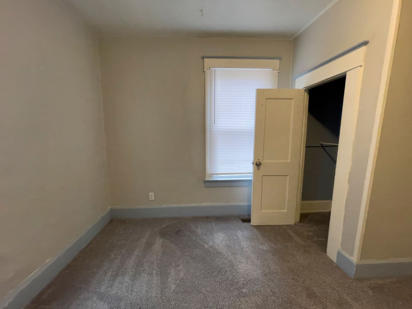 328 &amp; 328 1/2 S Talley Ave (Cardinal Rentals, LLC) 8 of 16