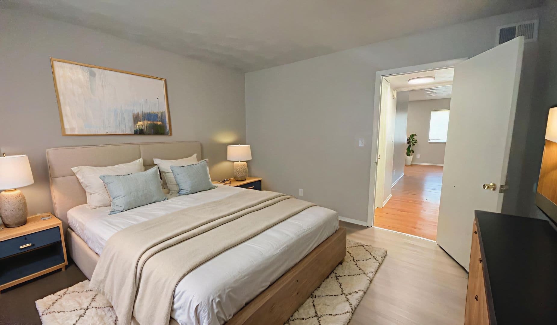 Immediate Move-In! Spacious 2-Bedroom Apartments Near Downtown 21 of 32