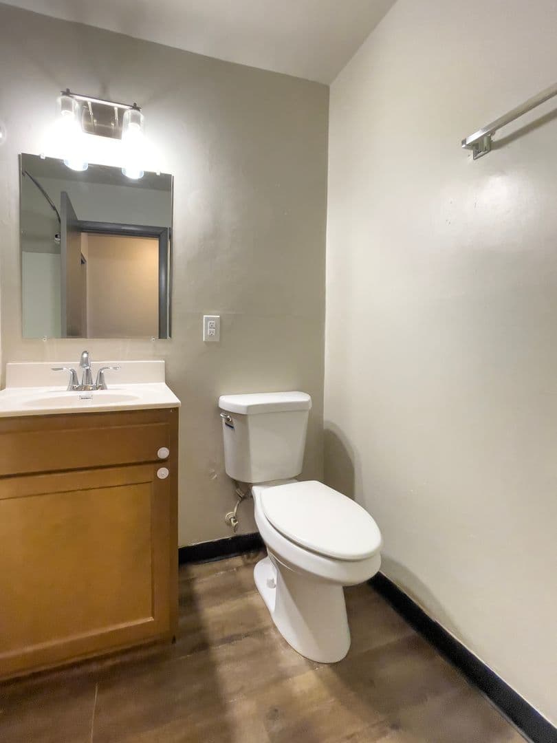 District on Oakwood (DEED Holdings, LLC) 9 of 11