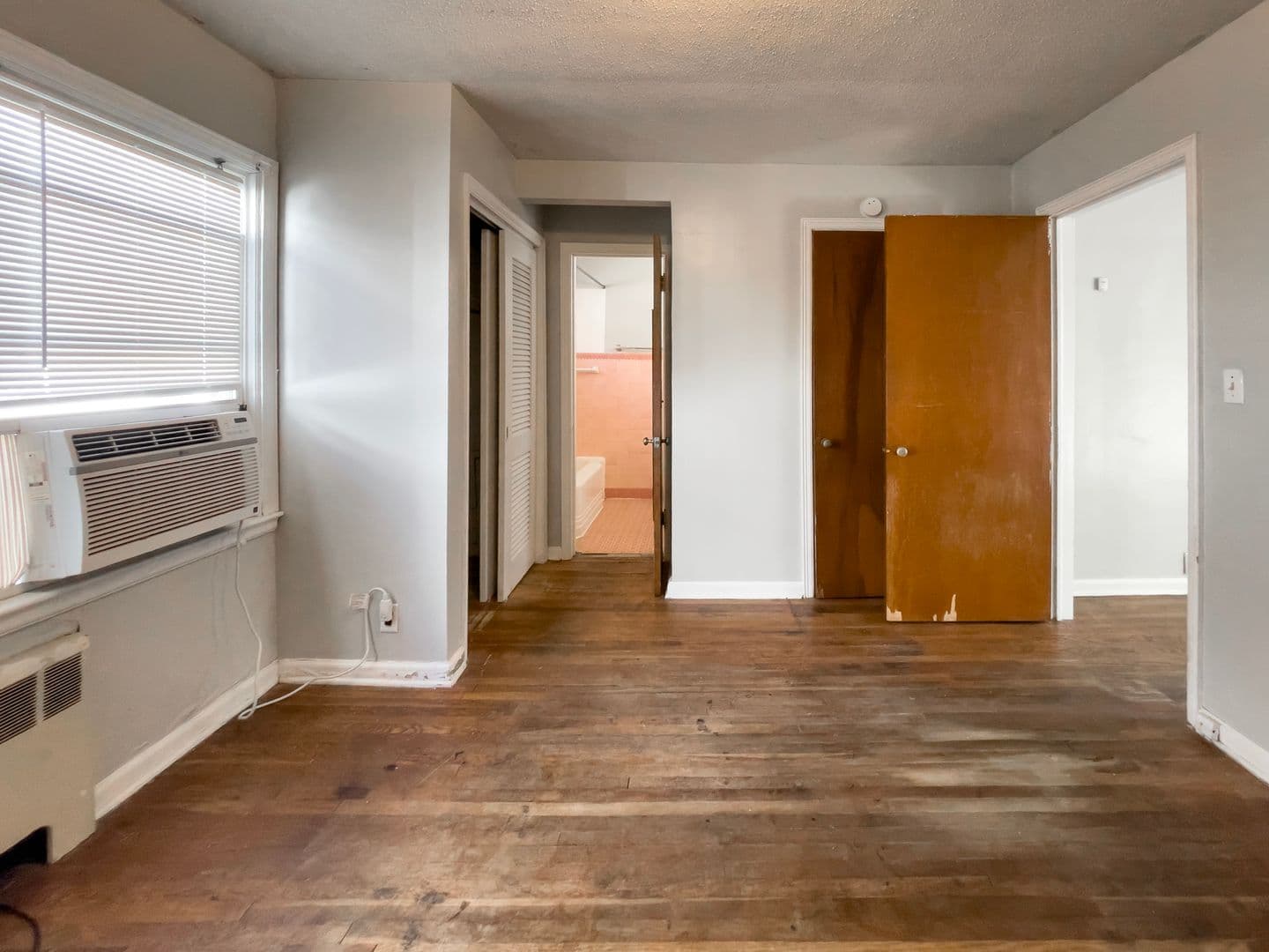 Cozy 1 bedroom, Close to Campus 8 of 13