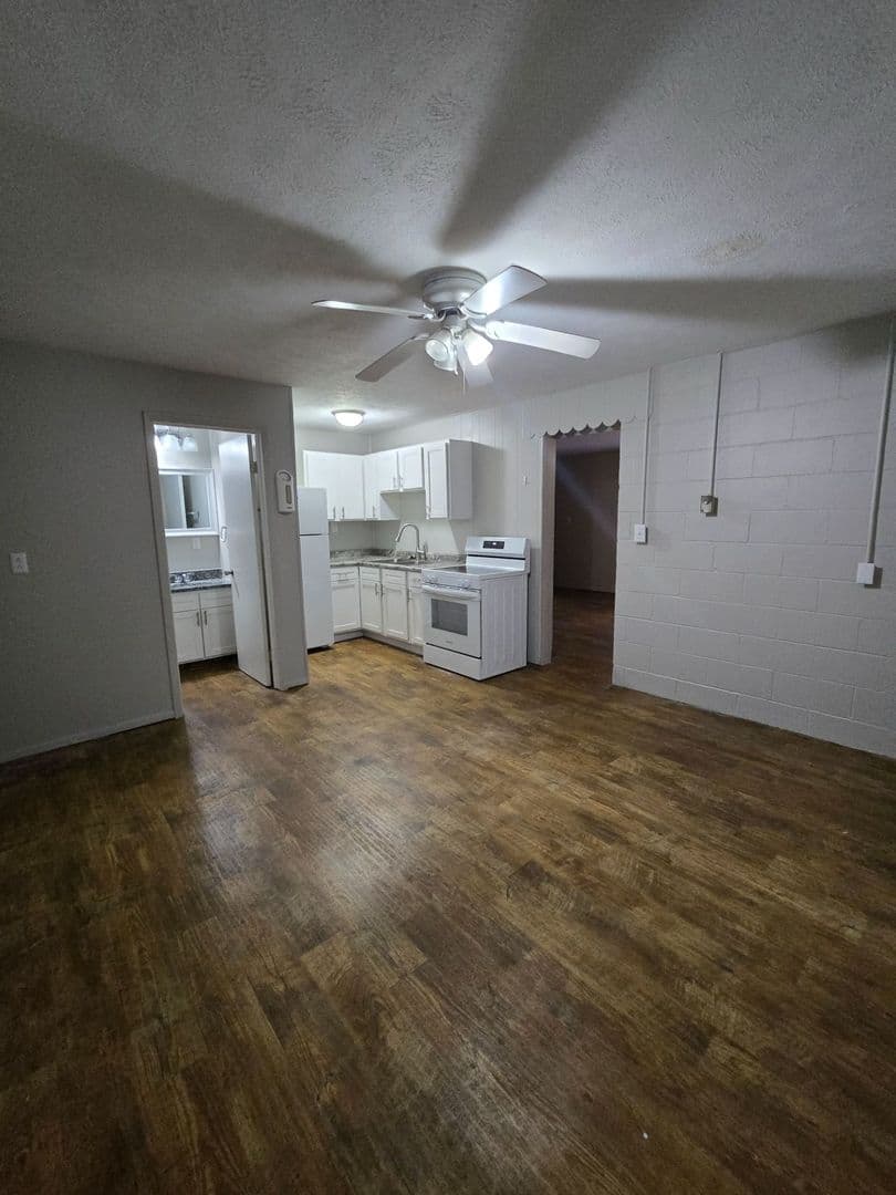 Cedars Apartments (D88D Holdings, LLC) 4 of 11