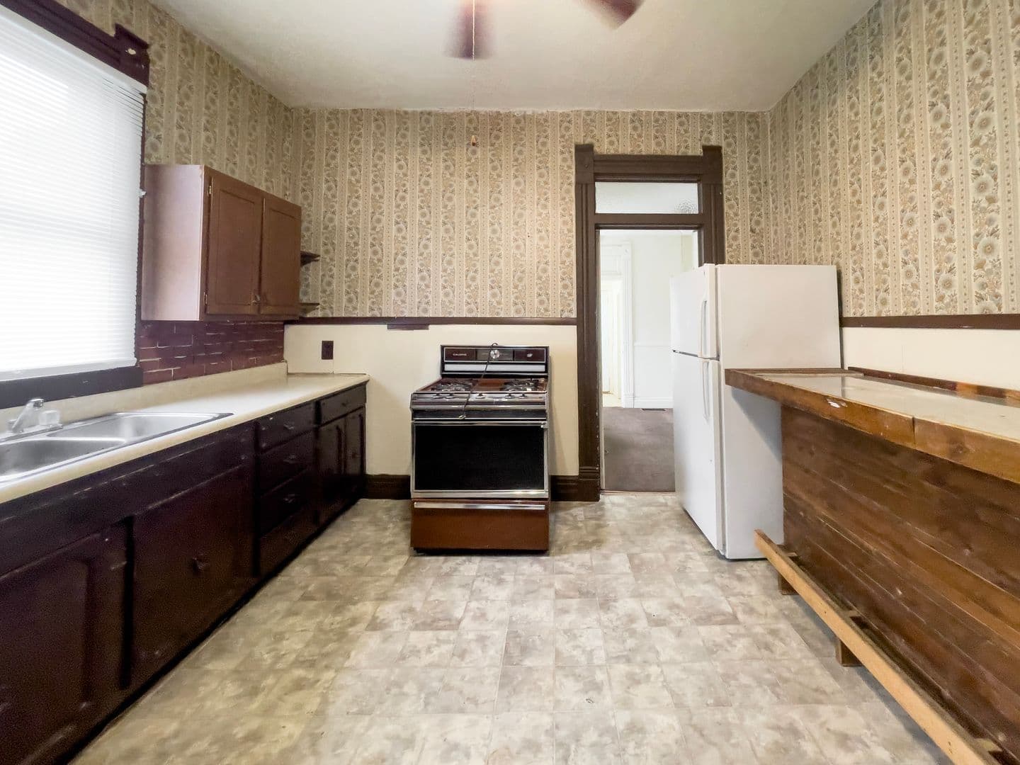 824 &amp; 826 W Ashland Ave (Cardinal Rentals, LLC) 9 of 27