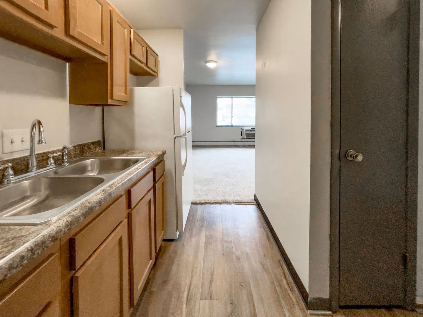 District on Oakwood (DEED Holdings, LLC) 1 of 9