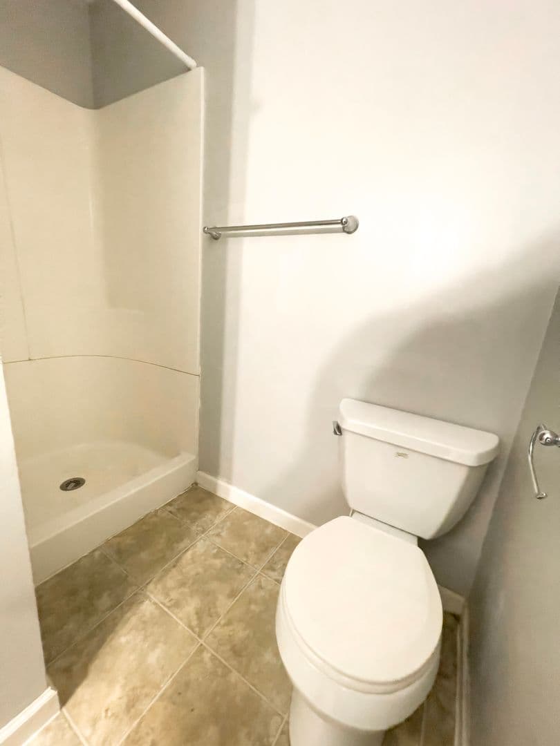 118 N Martin St (Cardinal Rentals, LLC) 26 of 29