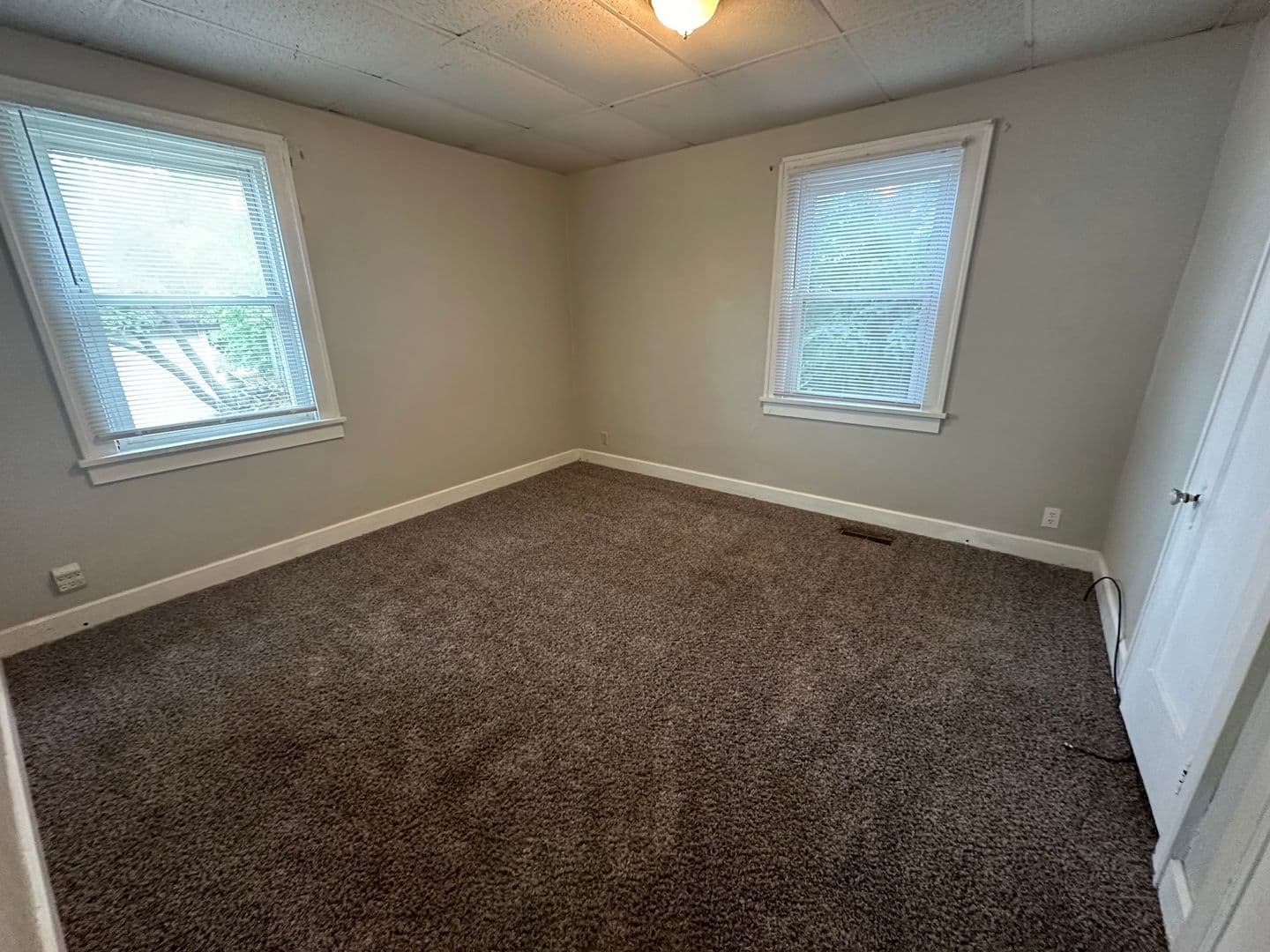 1122 W. Rex St. (Cardinal Rentals, LLC) 5 of 13