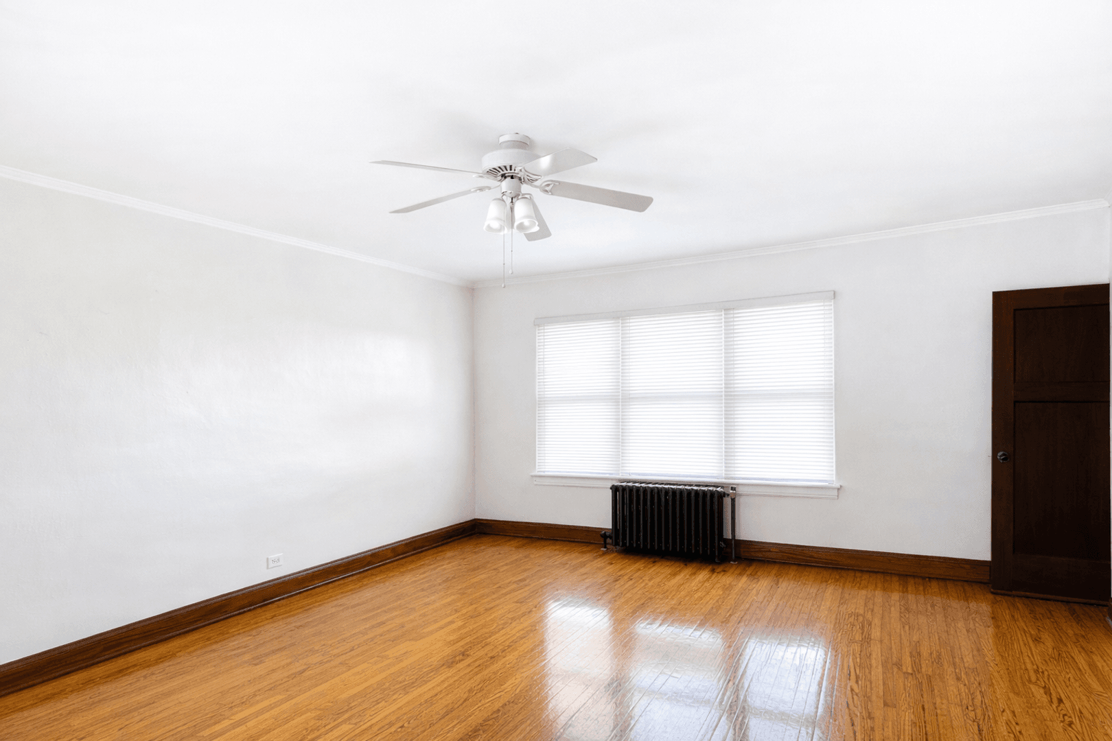 813 University Ave SE 9 of 17