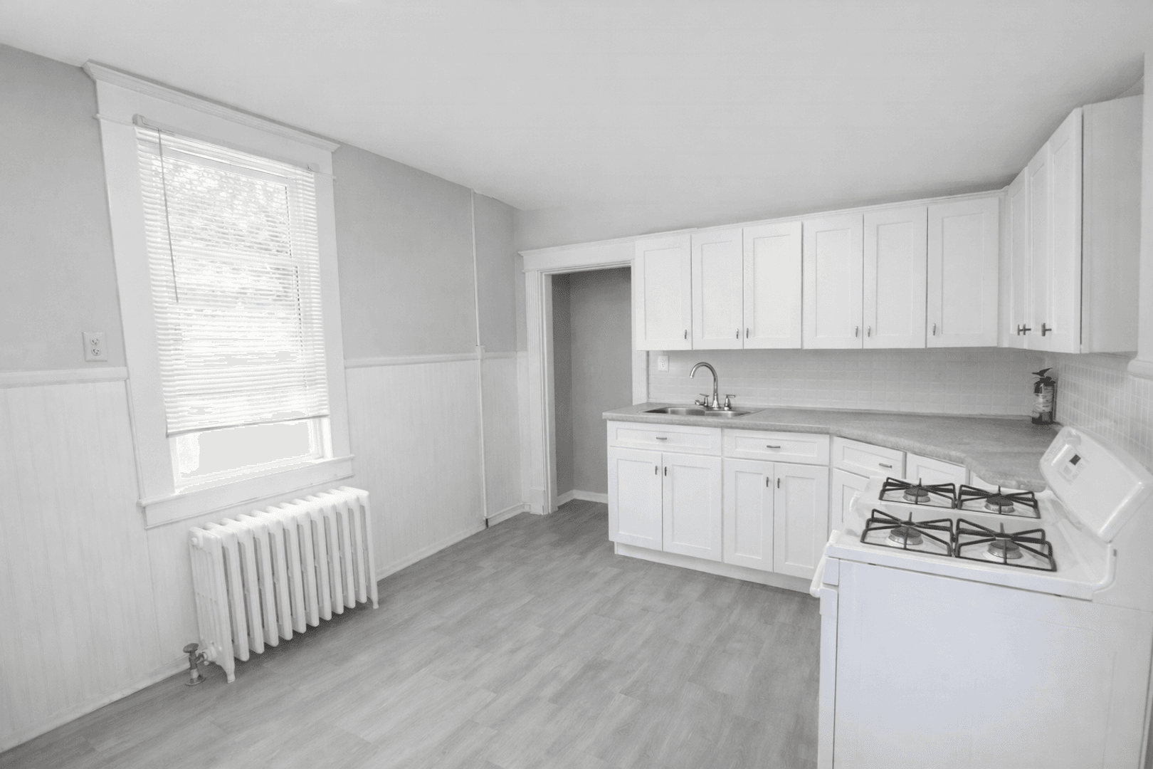 322 Pierce St 17 of 21