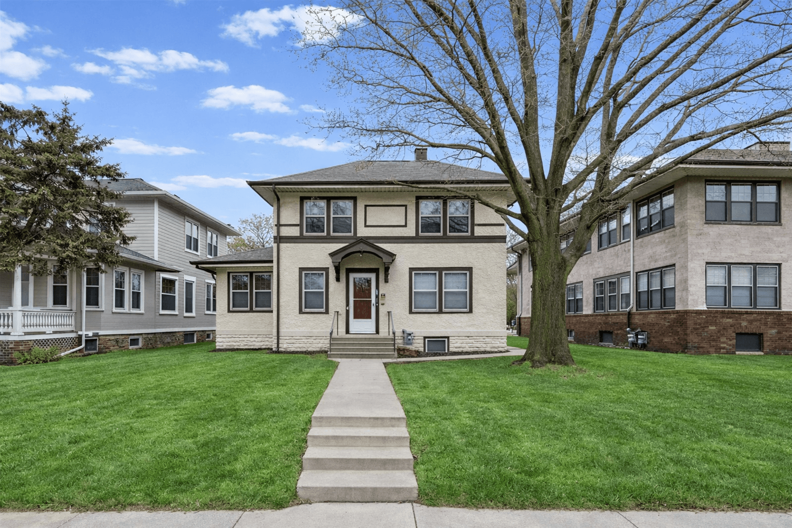 811 Snelling Ave N 16 of 16