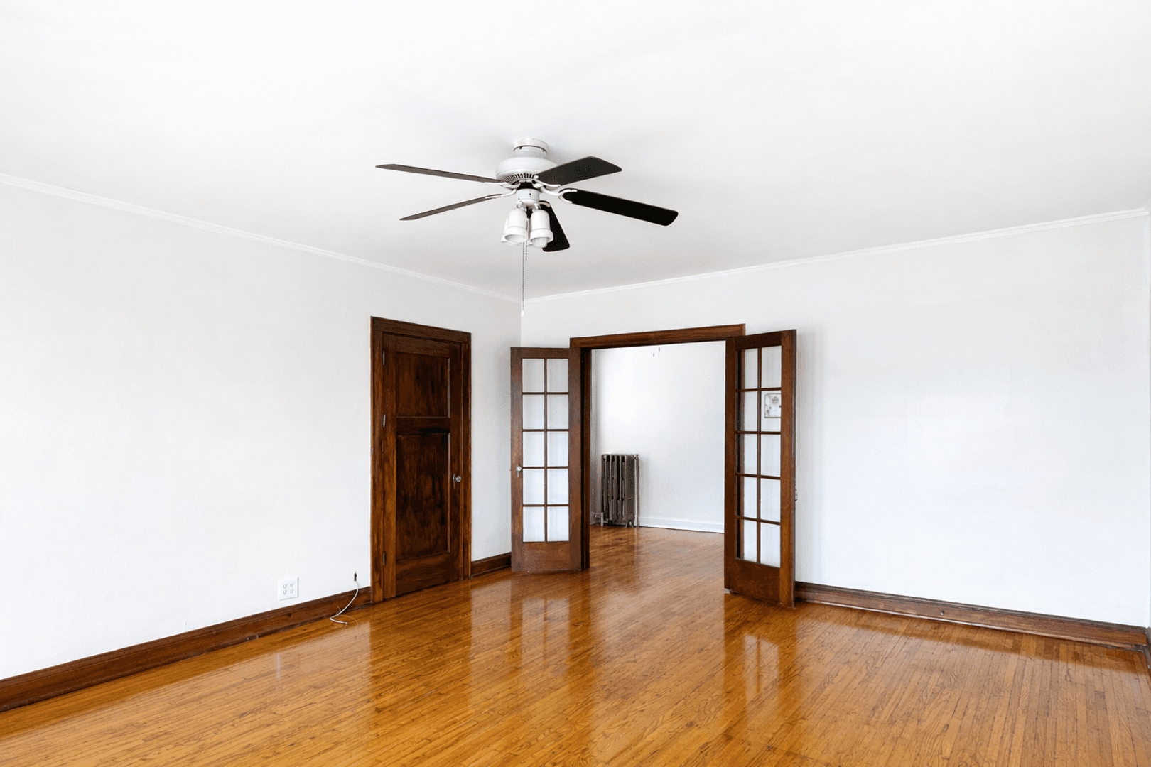 813 University Ave SE 26 of 29
