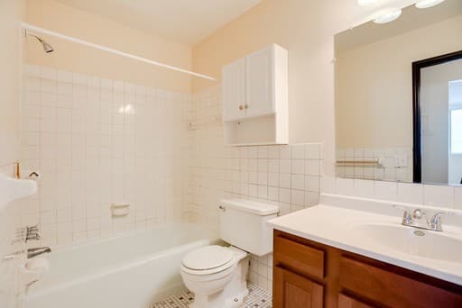 Woodbridge Terrace Apartments 7 of 9
