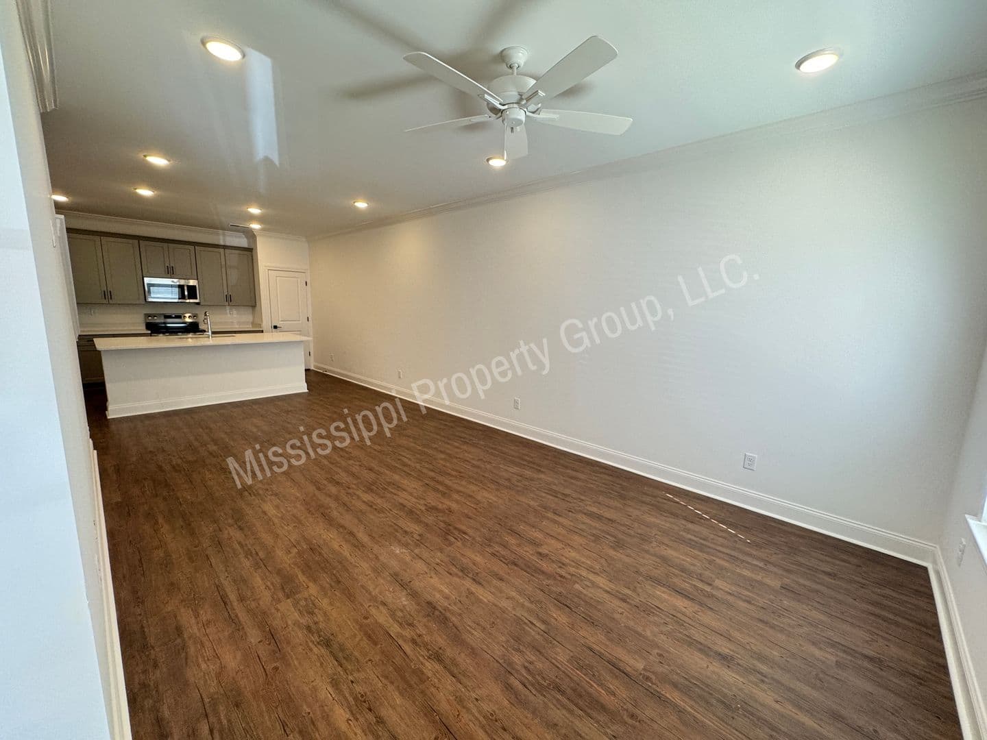 314 Magnolia Court 2 of 25
