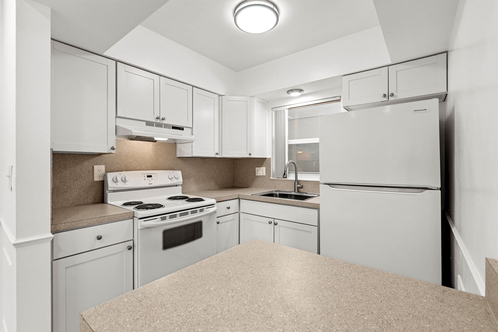 Kay Apartments 4 of 17