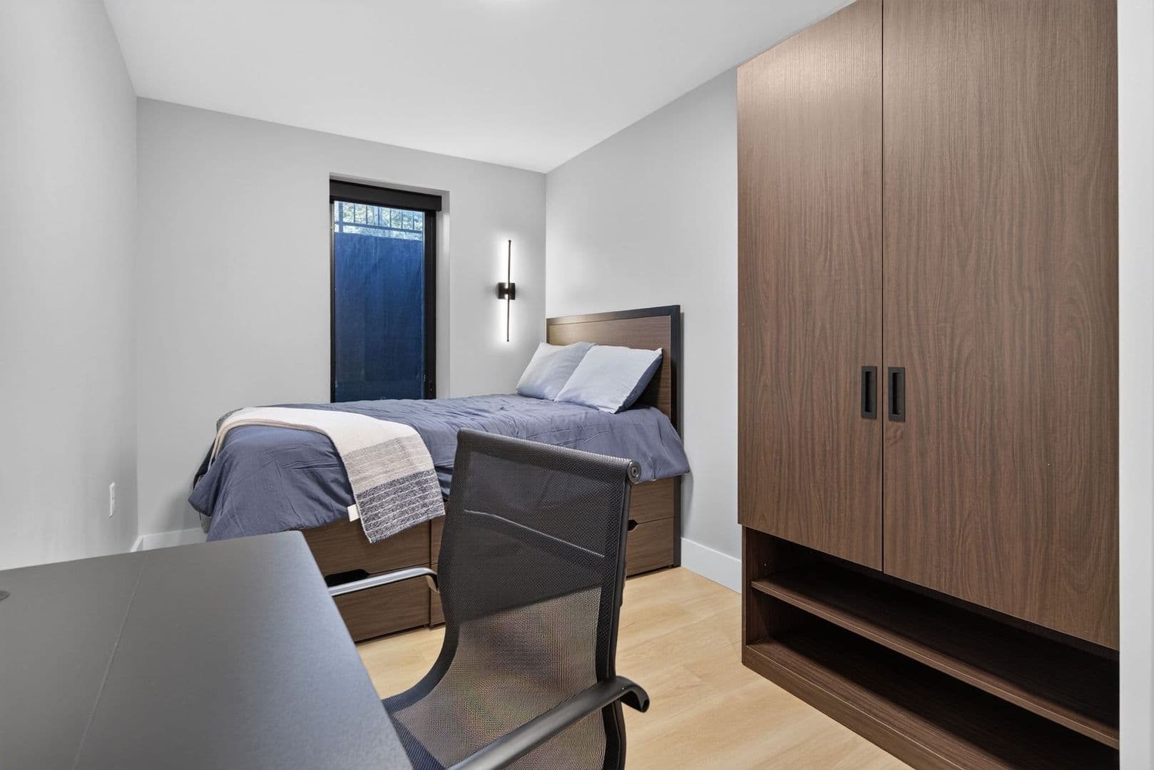 The Summit at 201 Oak Avenue 8 of 13