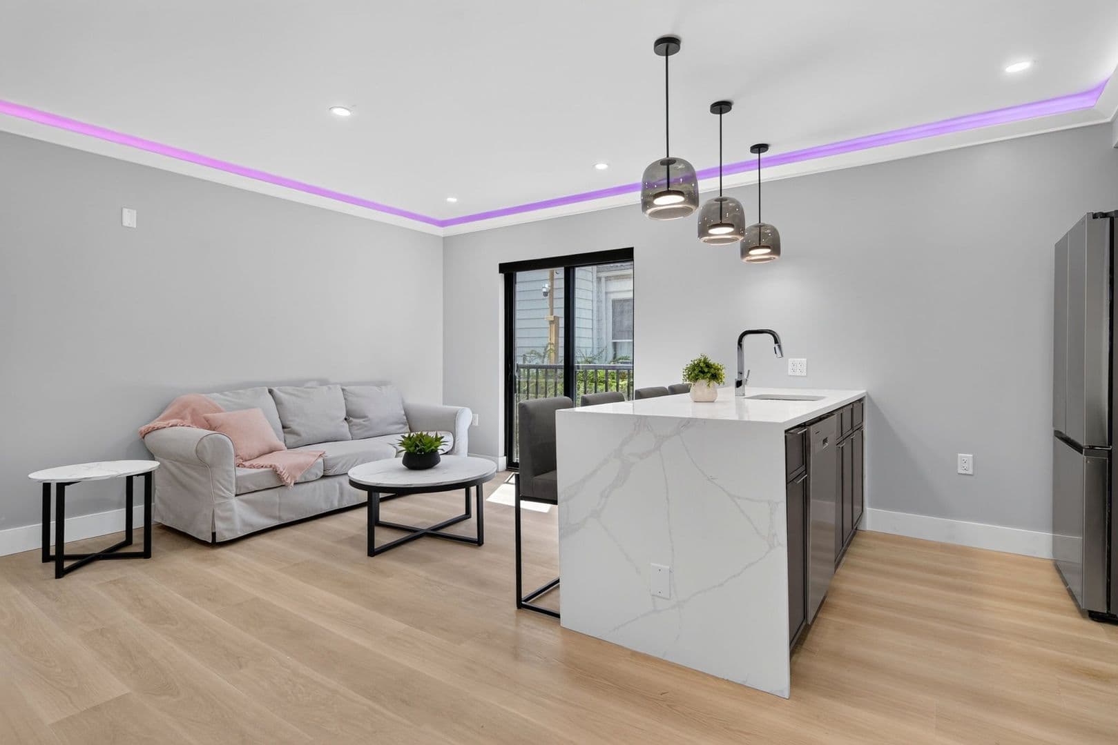 The Summit at 201 Oak Avenue 4 of 16