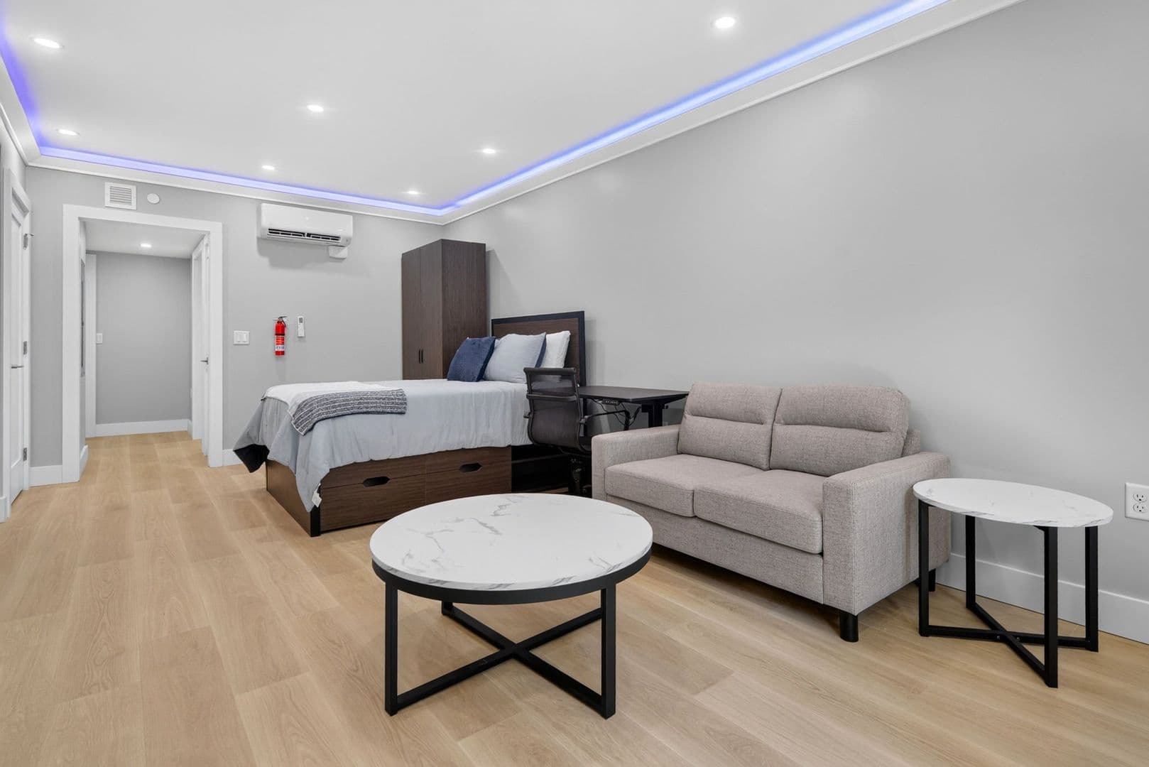The Summit at 201 Oak Avenue 9 of 12