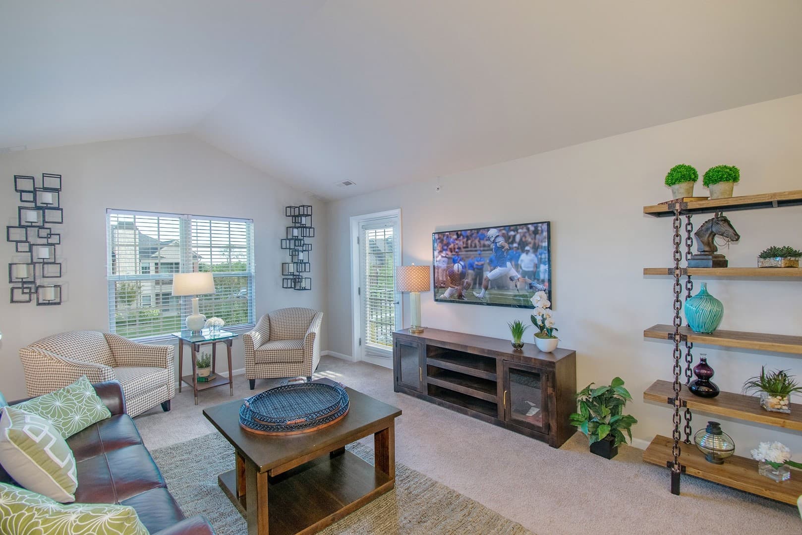 Tribute Creek Apartment Homes 4 of 10