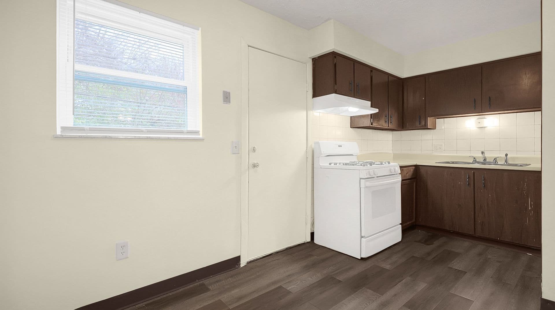 Sandridge Park Apartments 6 of 18