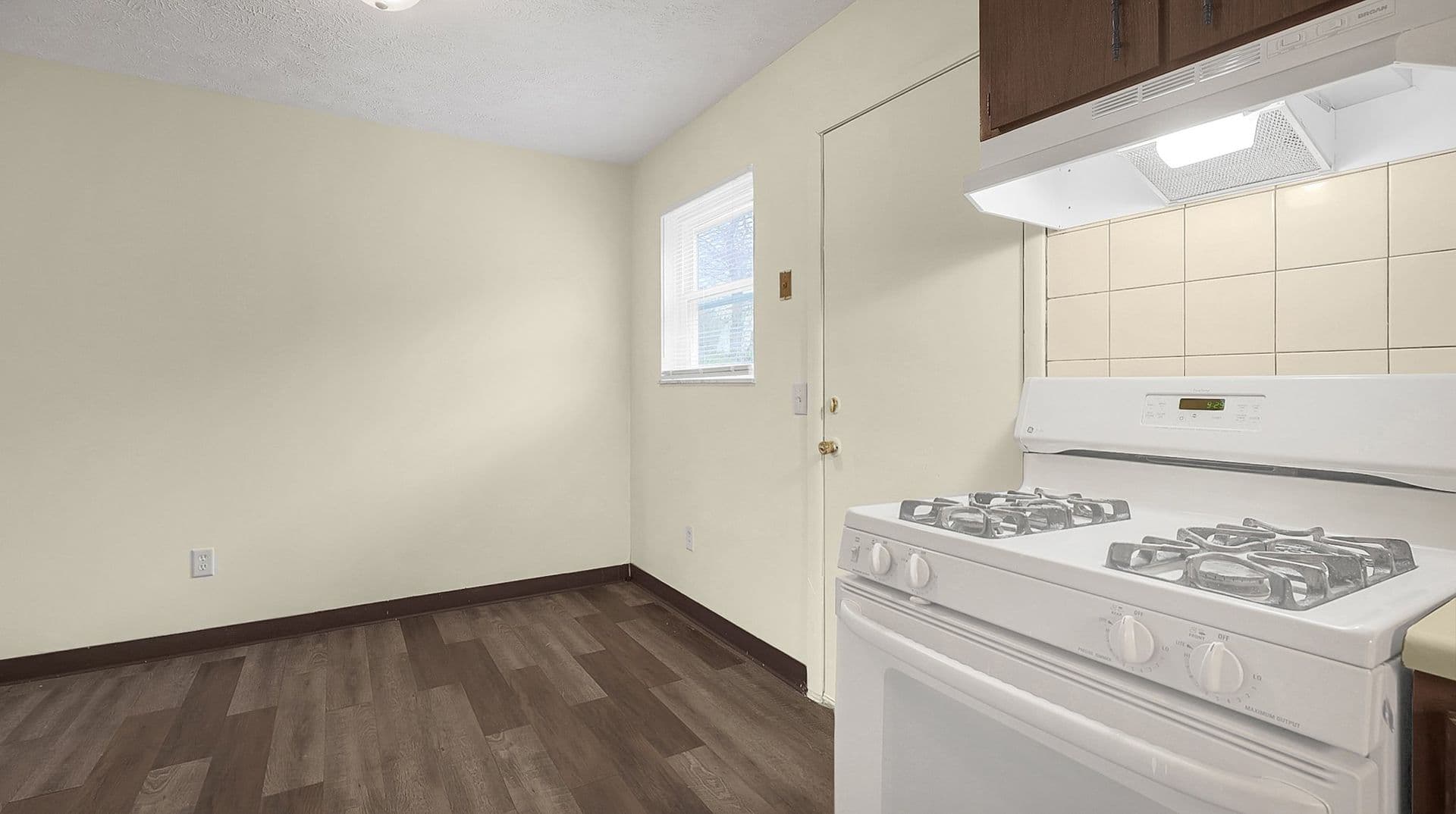 Sandridge Park Apartments 11 of 18