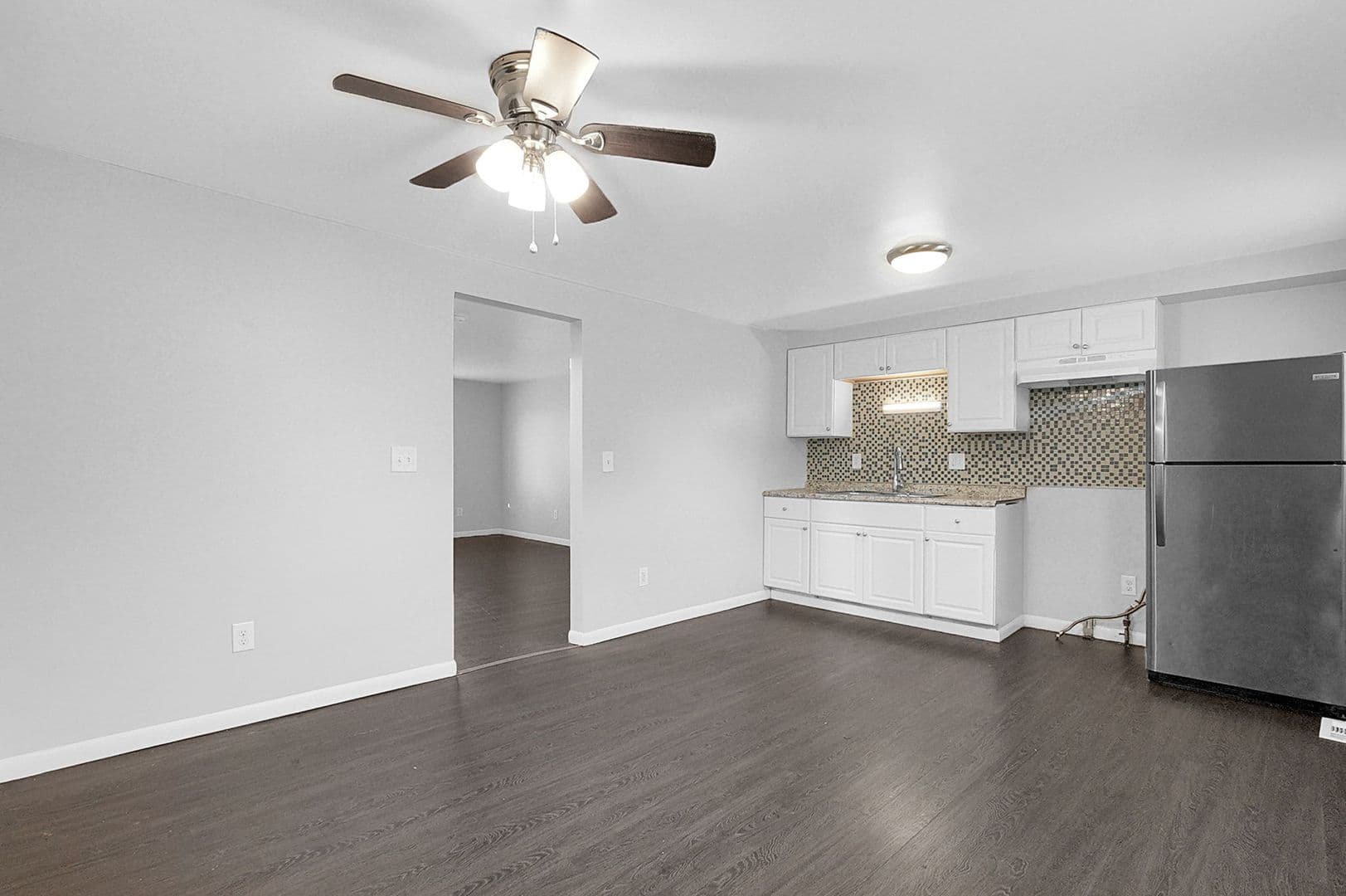 1598-1660 E 25th Ave 8 of 22