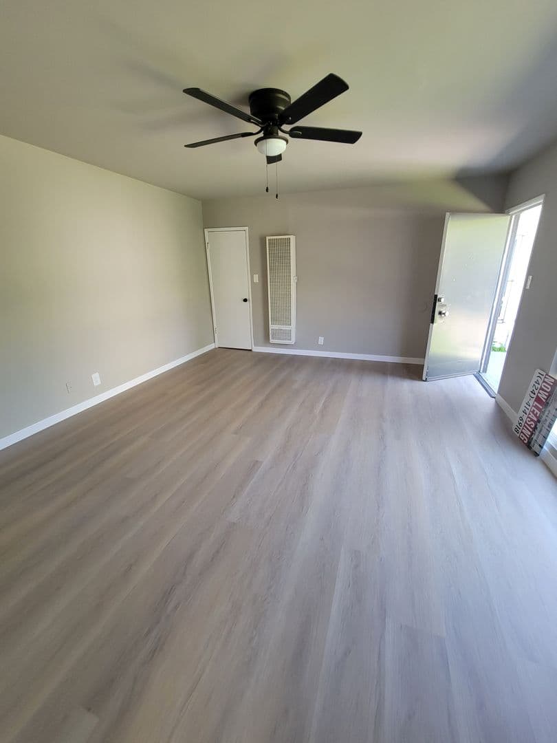 4066 Coco Ave Properties LLC 4 of 8