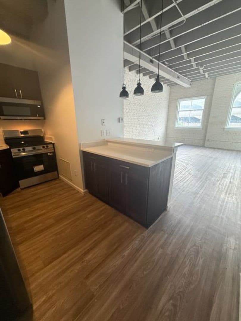 Harney Eleven Lofts 7 of 11