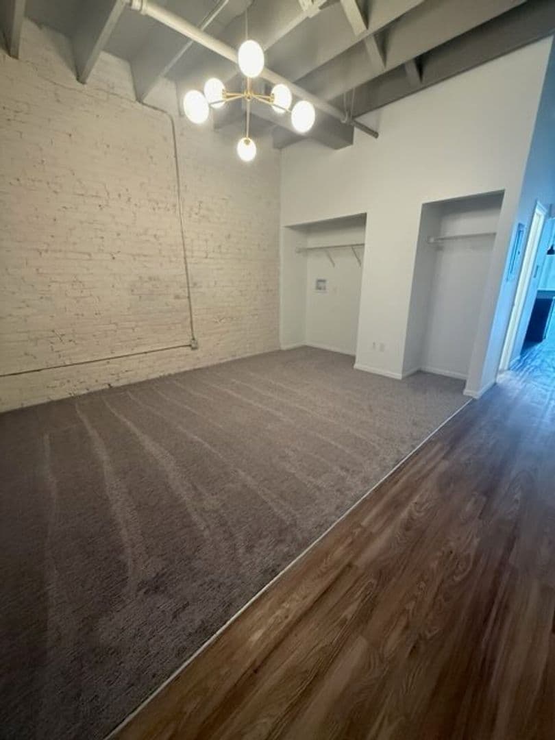 Harney Eleven Lofts 3 of 11