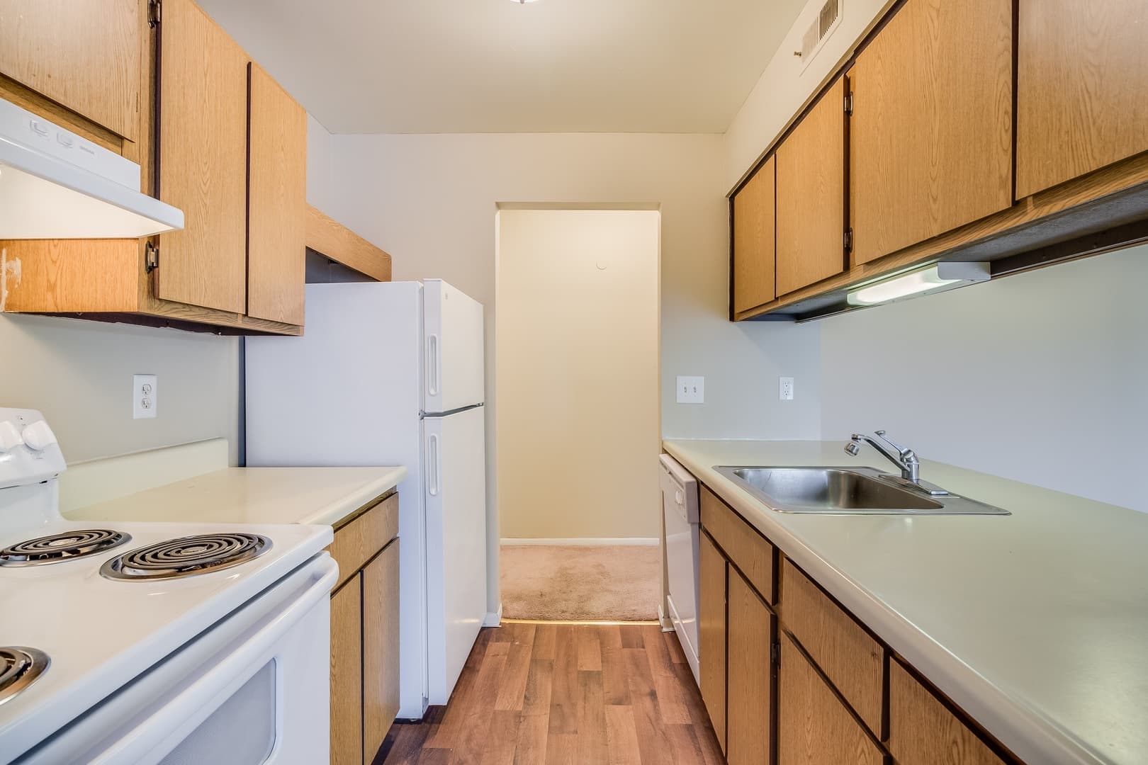 Drakeshire Apartments (Suzanne Apartments LLC) 25 of 69