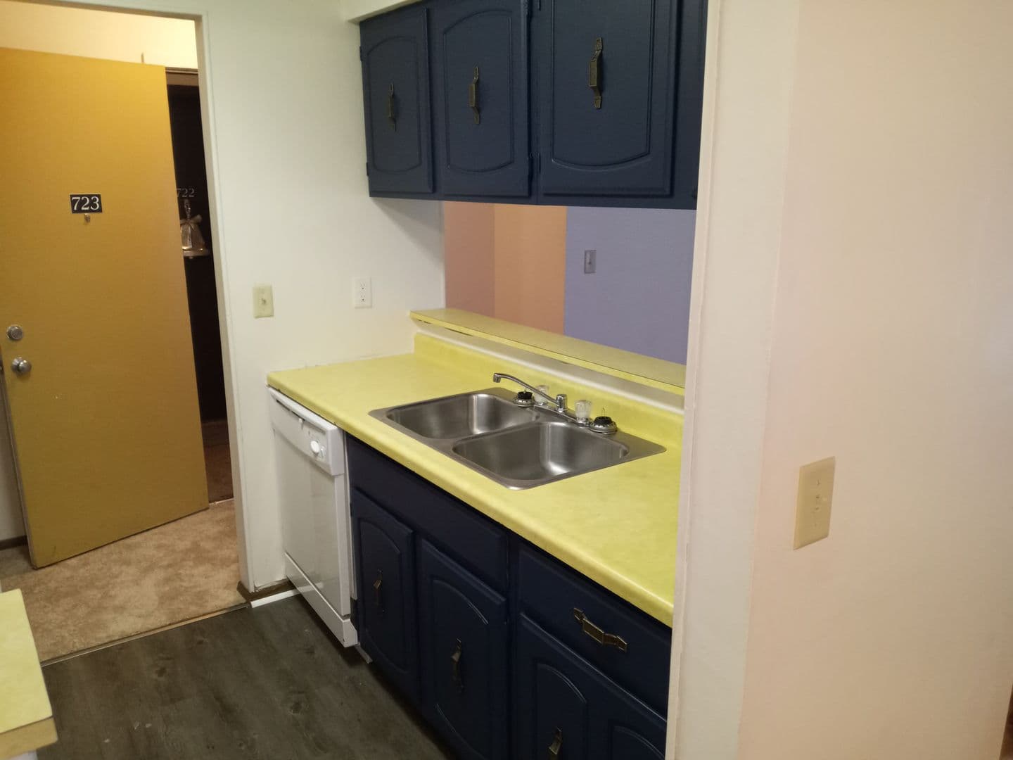 Woodview Village Apartments (Woodview Marquette LLC) 14 of 22
