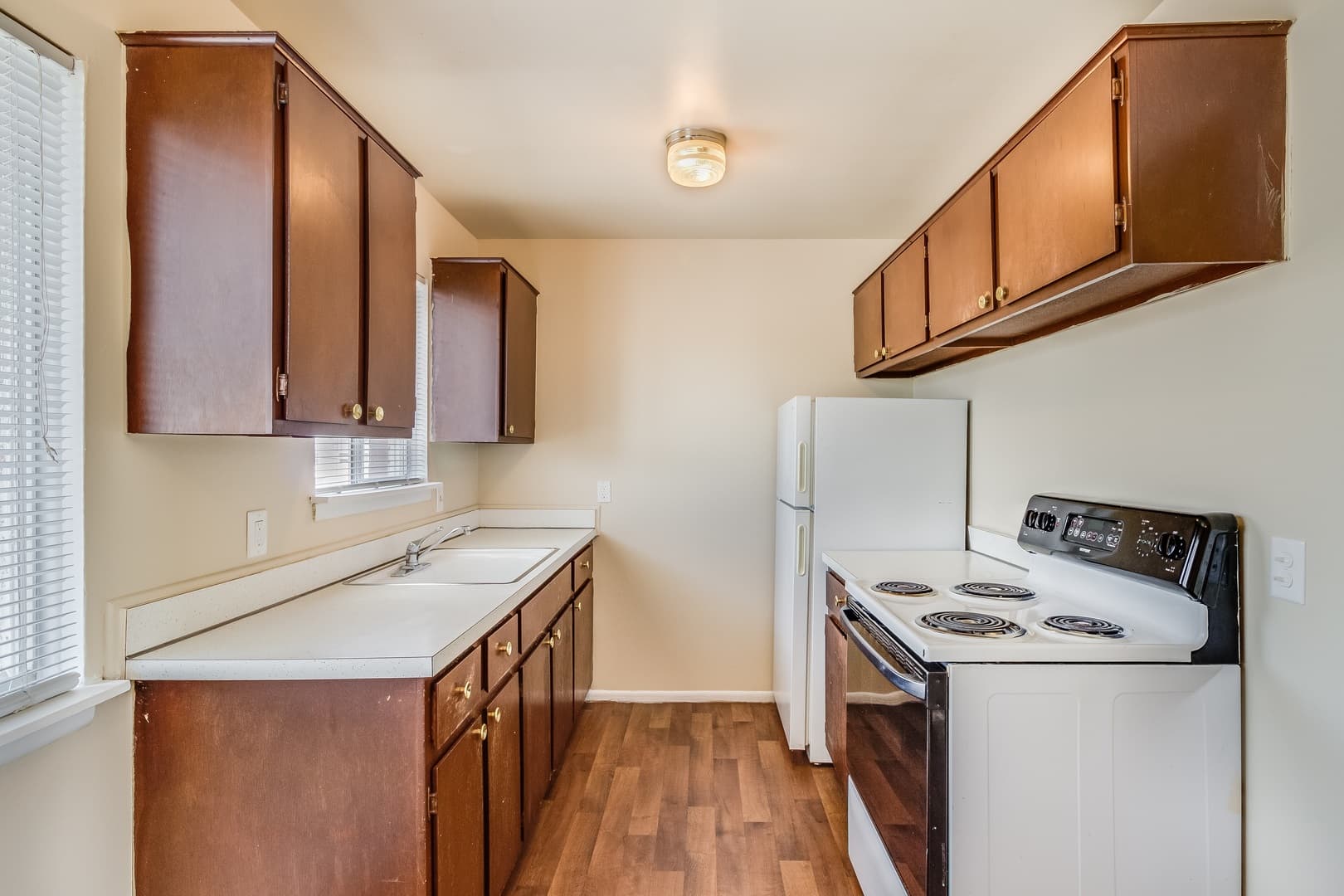 Drakeshire Apartments (Suzanne Apartments LLC) 64 of 69