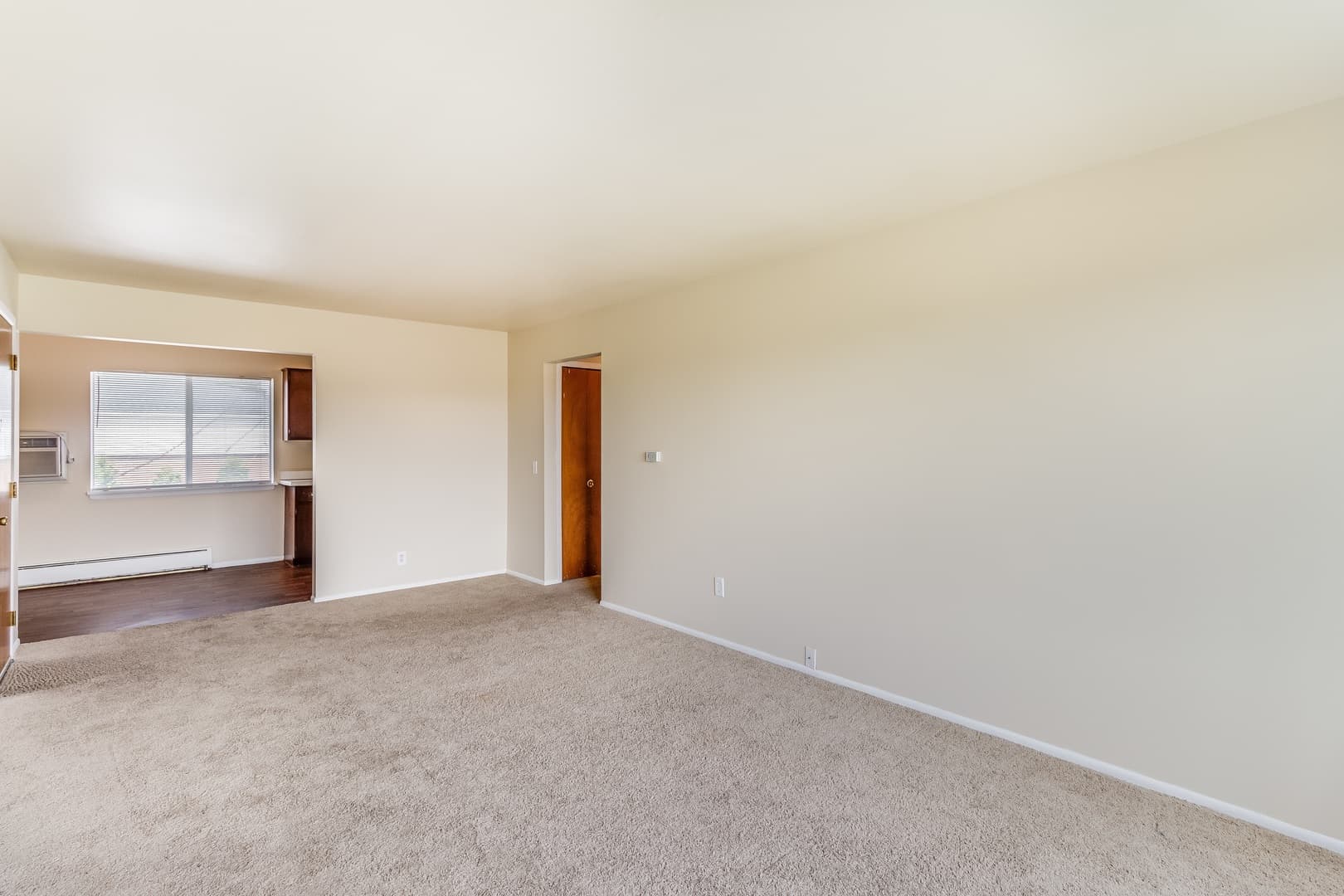 Drakeshire Apartments (Suzanne Apartments LLC) 37 of 69