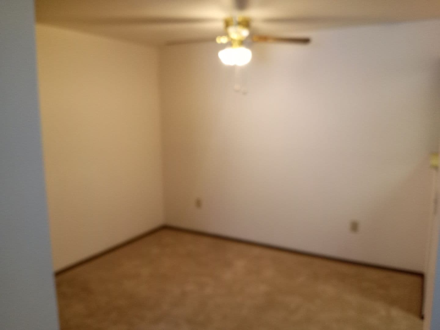 Woodview Village Apartments (Woodview Marquette LLC) 16 of 22