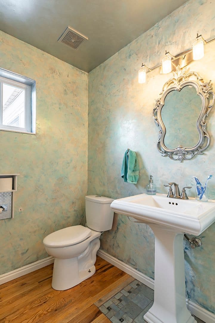 2522 Annie Oakley Drive 28 of 47