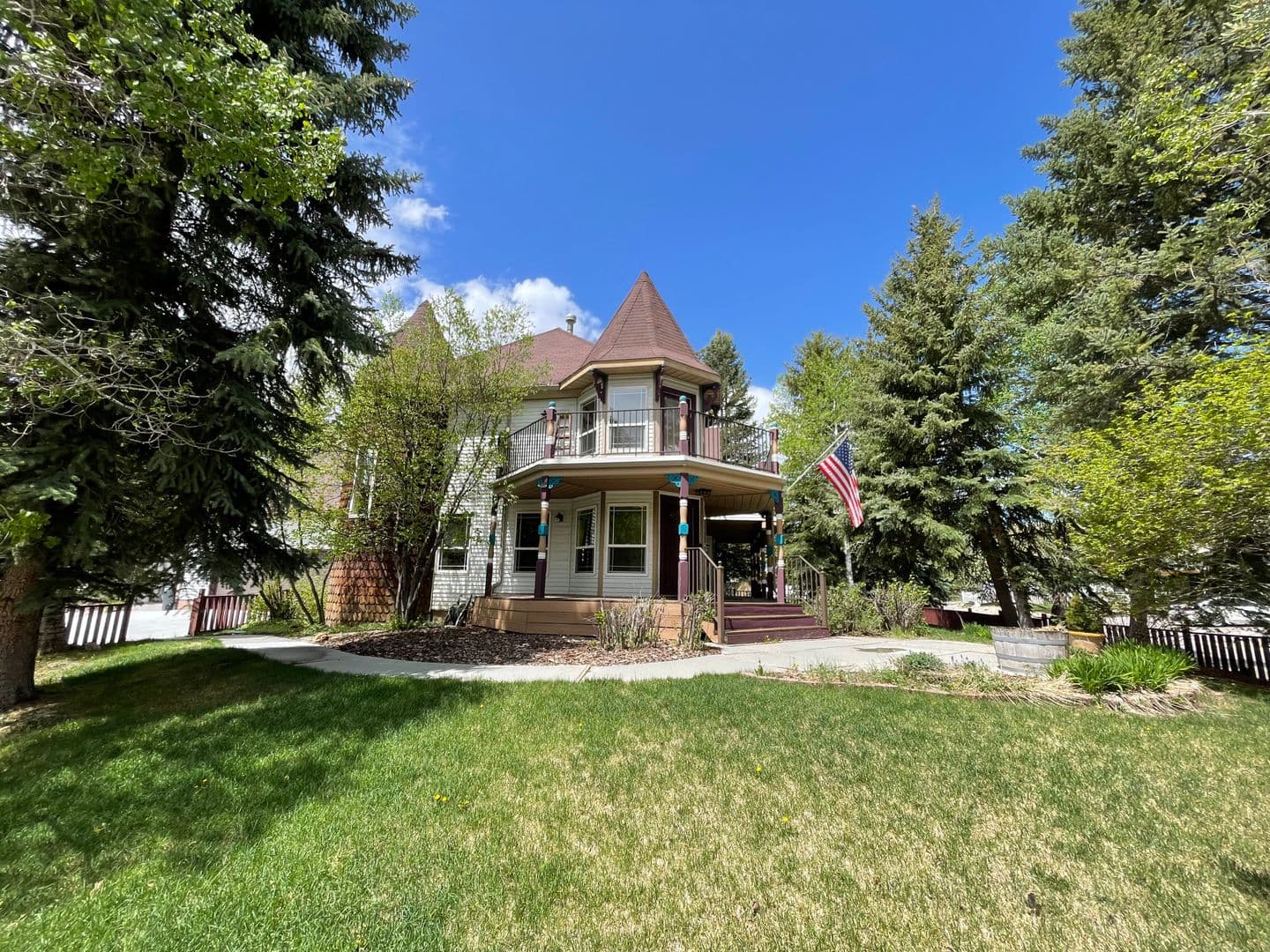 2522 Annie Oakley Drive 3 of 47