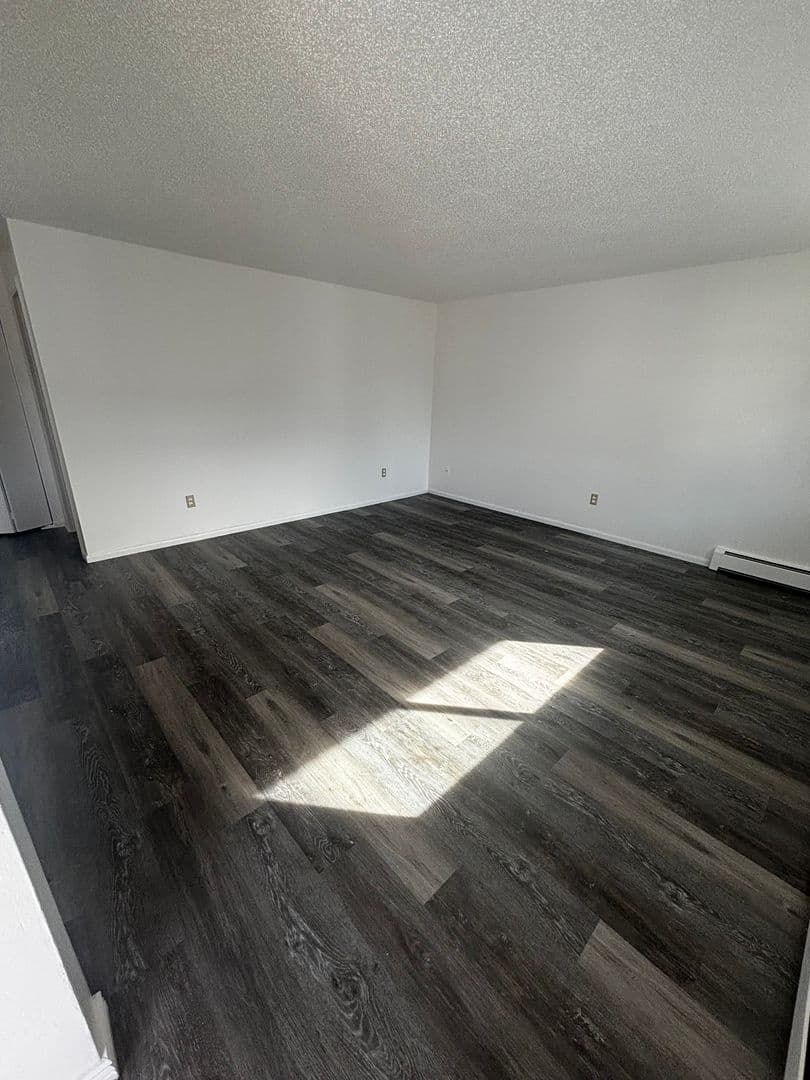 Grove Apartments 1 of 8