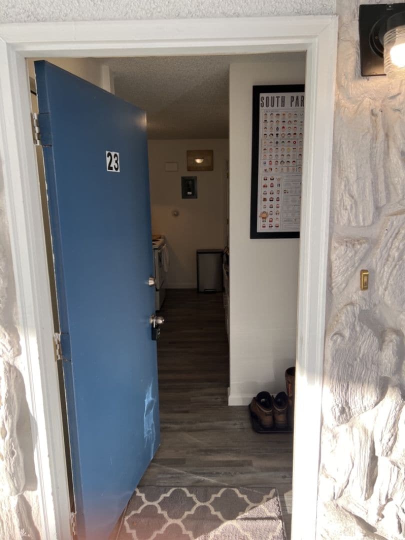 Grove Apartments 6 of 7