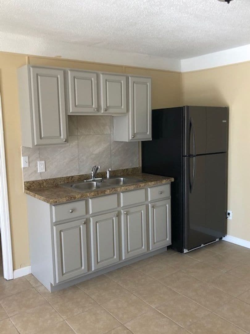 Recently Renovated 2 Bedroom 1 Bath Apartments for Rent! 3 of 10