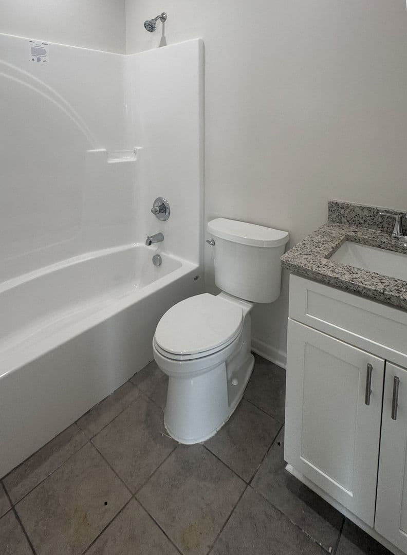 Recently Renovated 3 Bedroom 2 Bath Apartments for Rent! 4 of 7