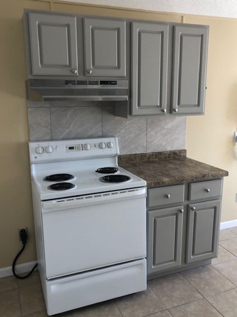 Recently Renovated 2 Bedroom 1 Bath Apartments for Rent! 4 of 10