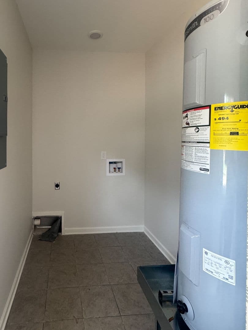 Recently Renovated 3 Bedroom 2 Bath Apartments for Rent! 3 of 7