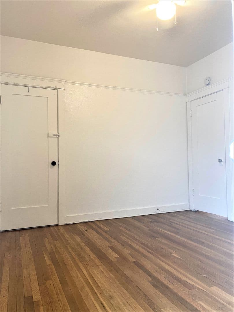 Melrose Apartments 6 of 11