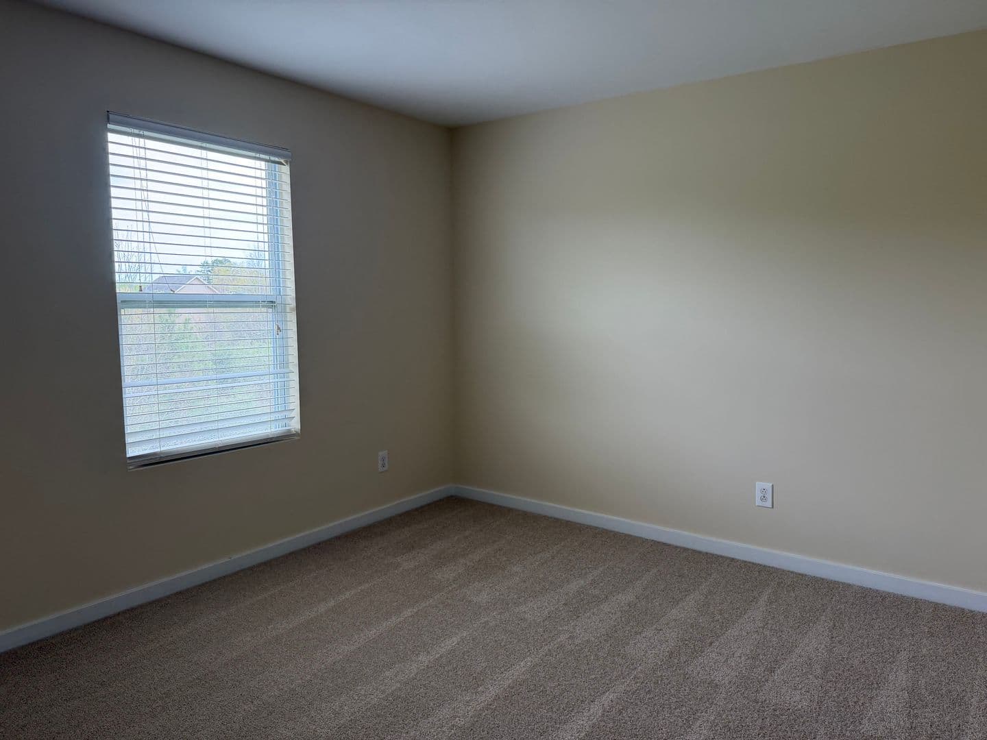 Shaw Avenue 1328 25 of 25