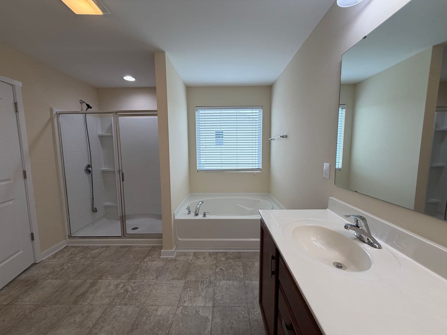 Shaw Avenue 1328 23 of 25