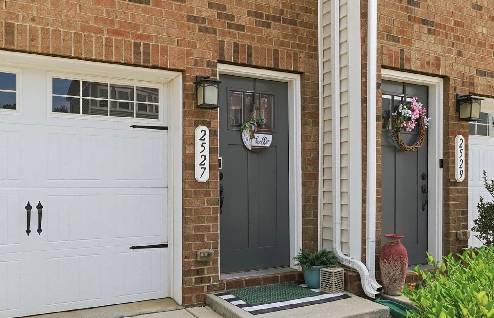 Grantham Place Drive 2527 3 of 15