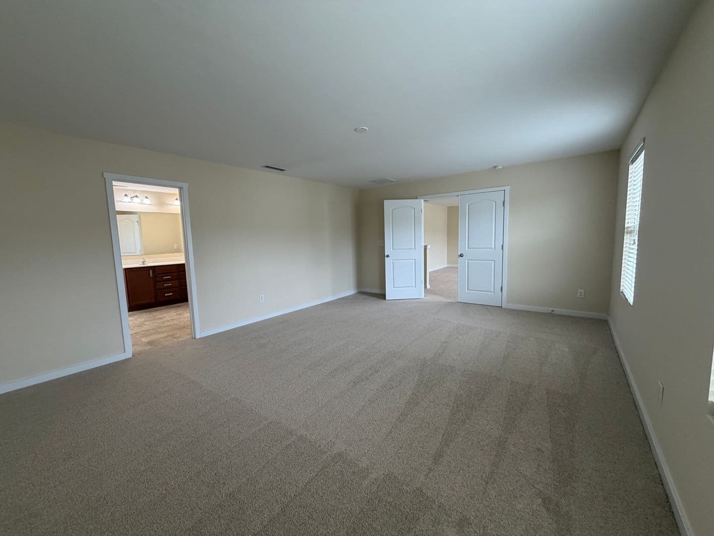 Shaw Avenue 1328 21 of 25